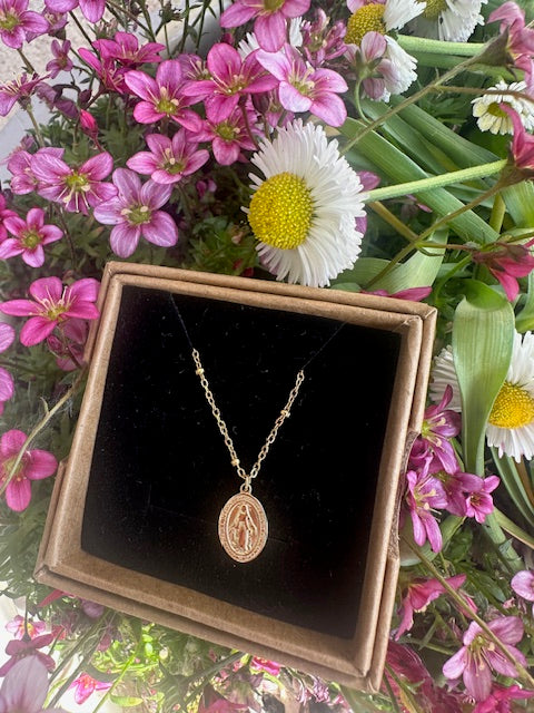• Collier ST JACQUES DE COMPOSTELLE •